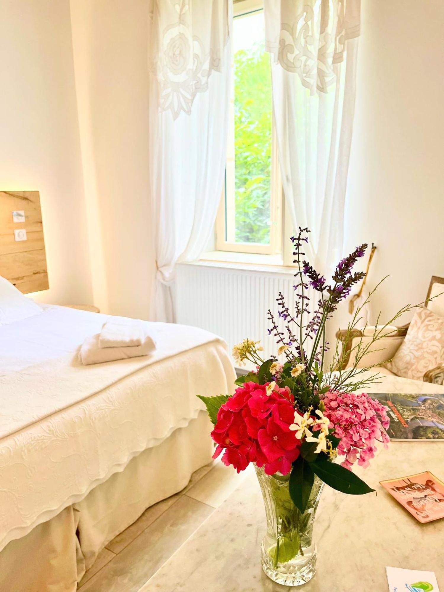 Bed and Breakfast Le Relais Des Anges Mercuès Zewnętrze zdjęcie